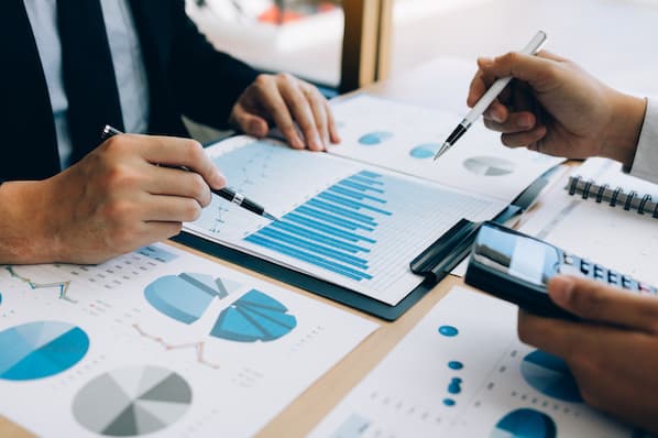 How Sales Enablement Can Drive Revenue Growth in 2021 According to Crayon's Director of Sales